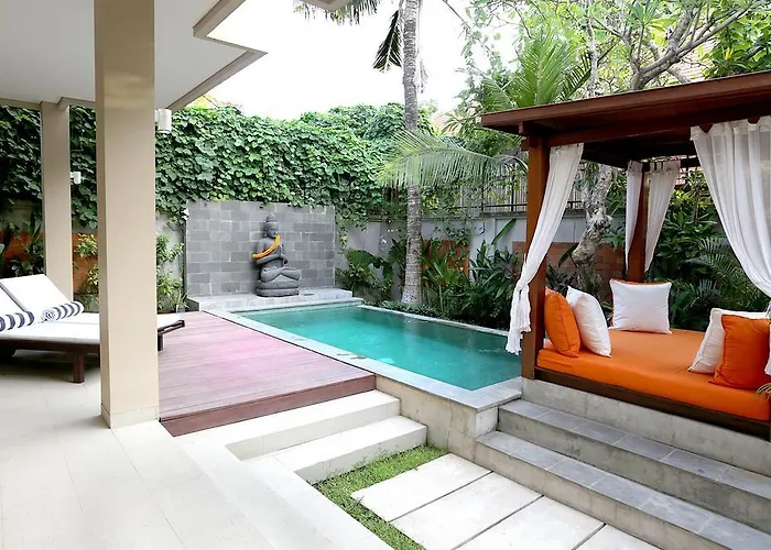 Del Mar Beach Villas *