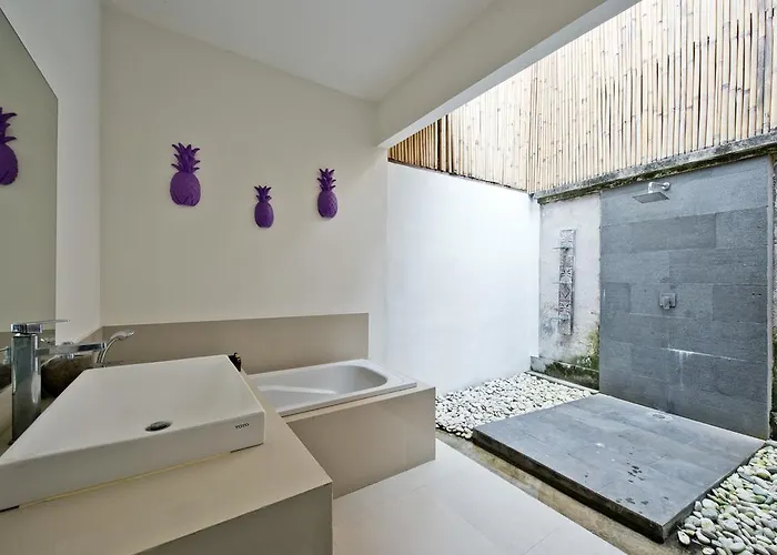 Villa Del Mar Beach Villas *